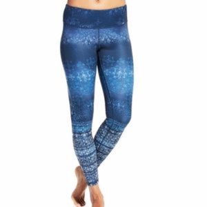 CALIA by Carrie Underwood warm printed leggings